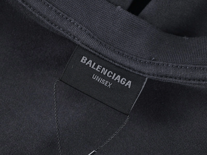 Back Letter Holes T-Shirt