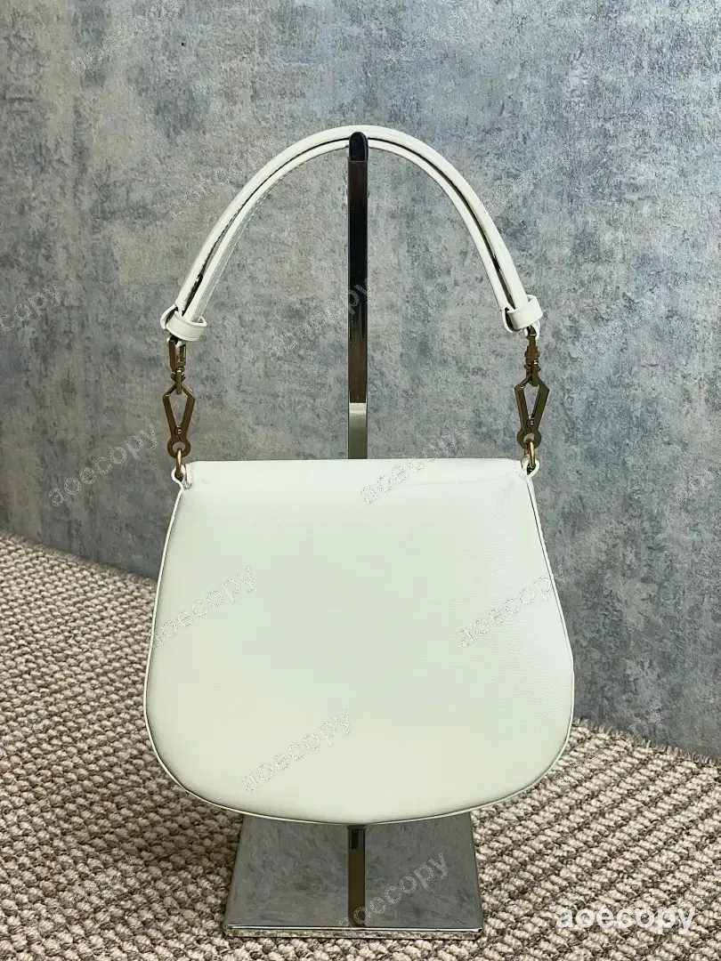 可愛い サンローラン ショルダーバッグ 偽物 800846 No.0521
