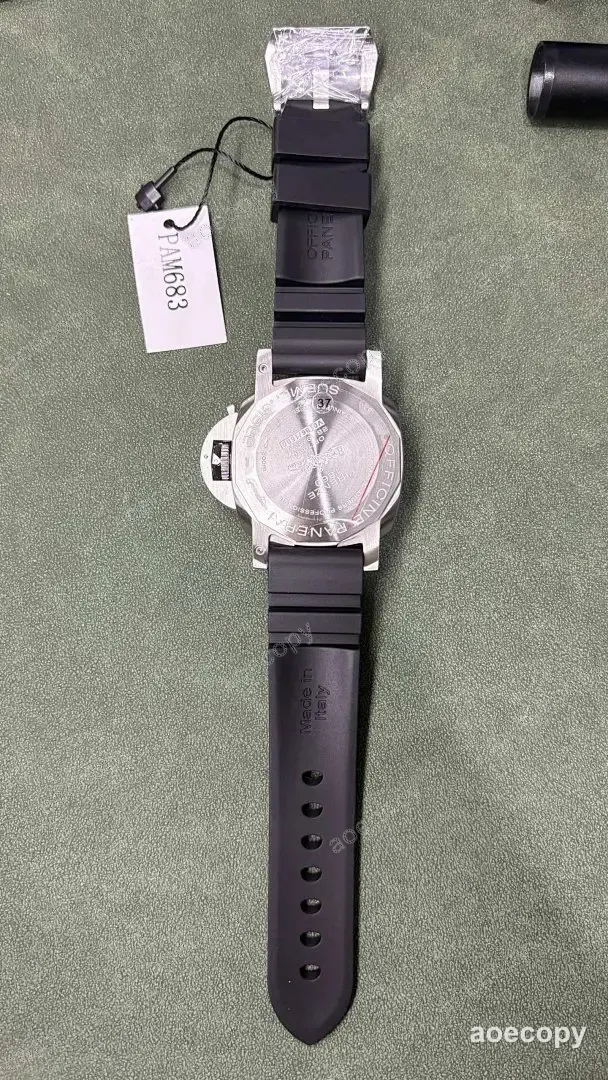 激安 パネライ ウォッチ N級品 PAM683 No.0011