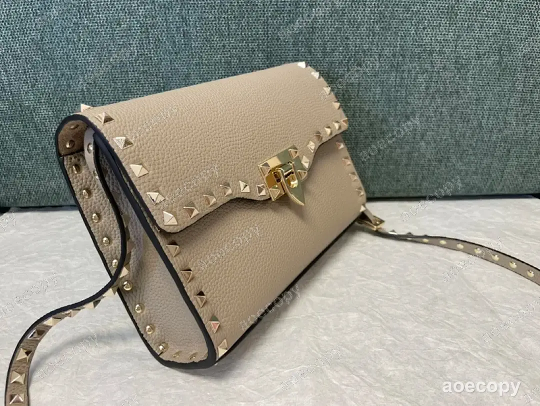 激安 ヴァレンティノ バッグ コピー 0015187E No.0299