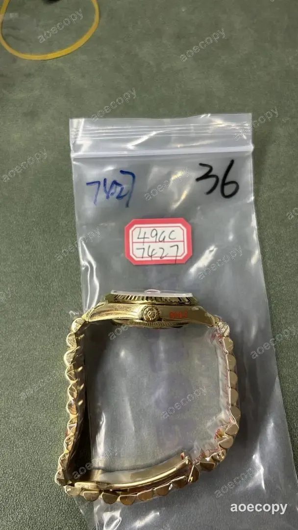 注目の新作 ロレックス デイデイト ウォッチ N級品 49GC7427 No.0197