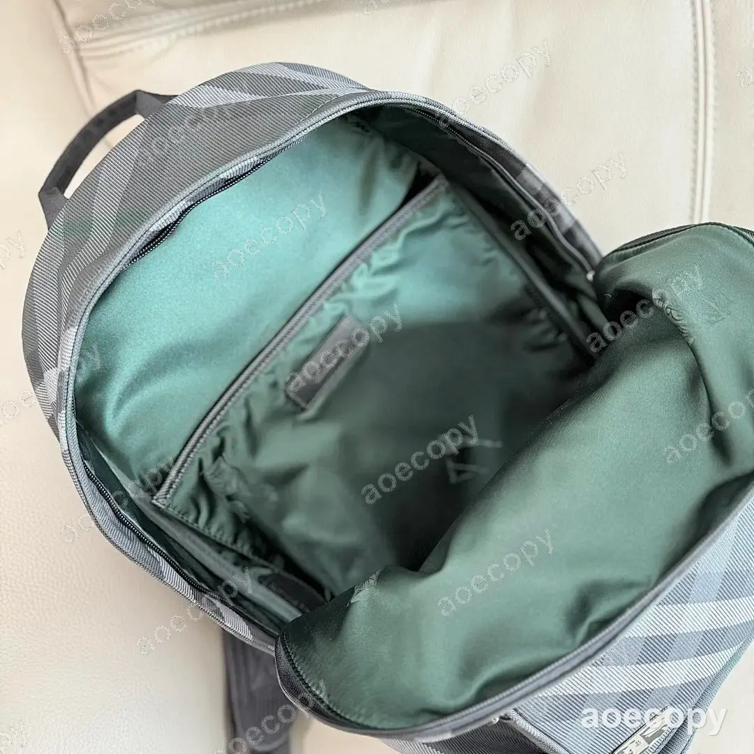 新作 バーバリー バッグ N級品 00465A12 No.0107