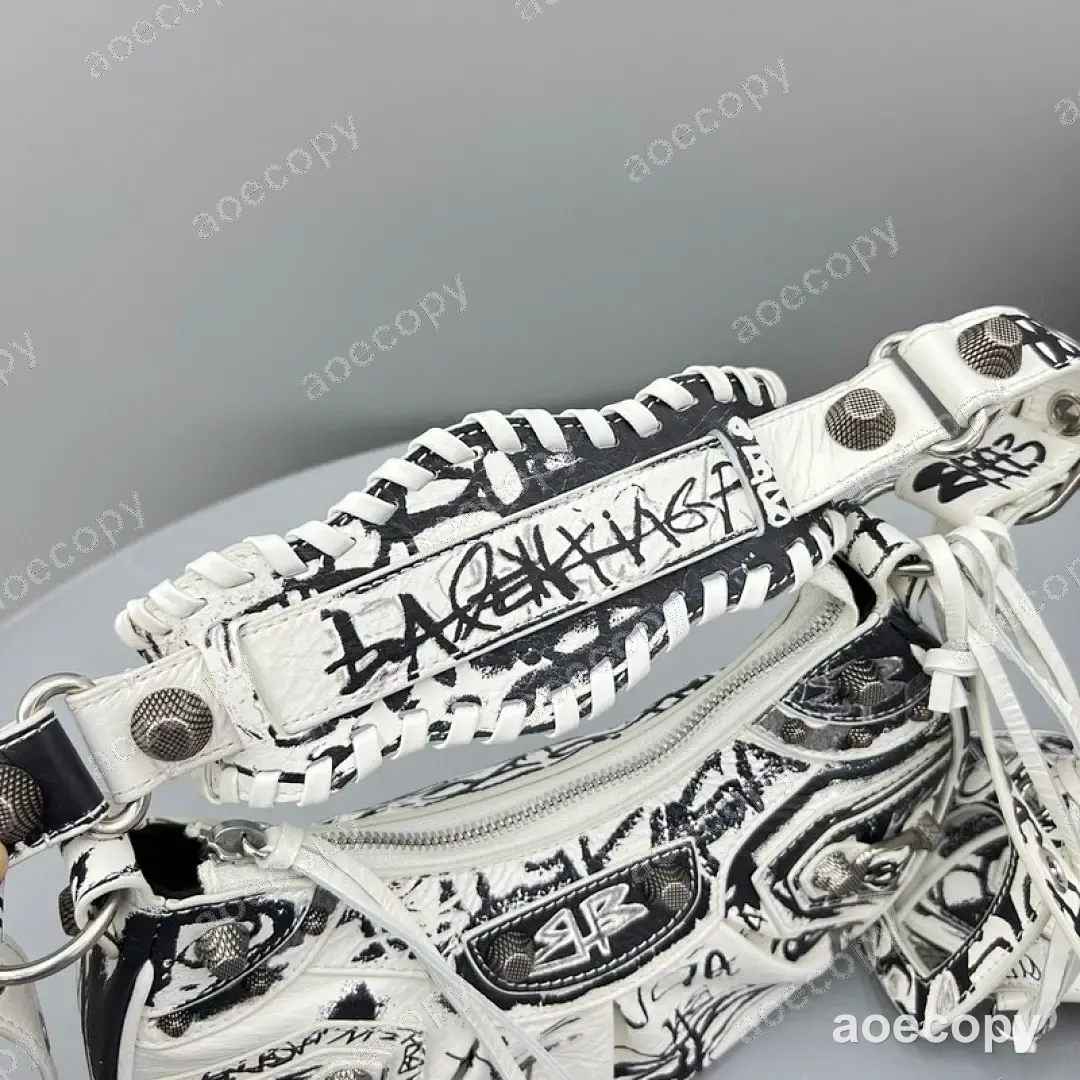 人気新作 バレンシアガ ル カゴール バッグ N級品 No.0162