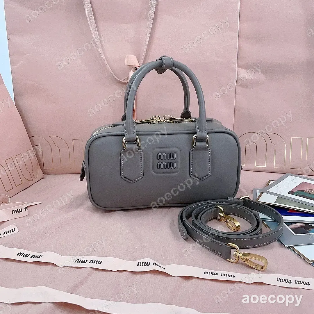 大人気★ ミュウミュウ バッグ N級品 No.0140