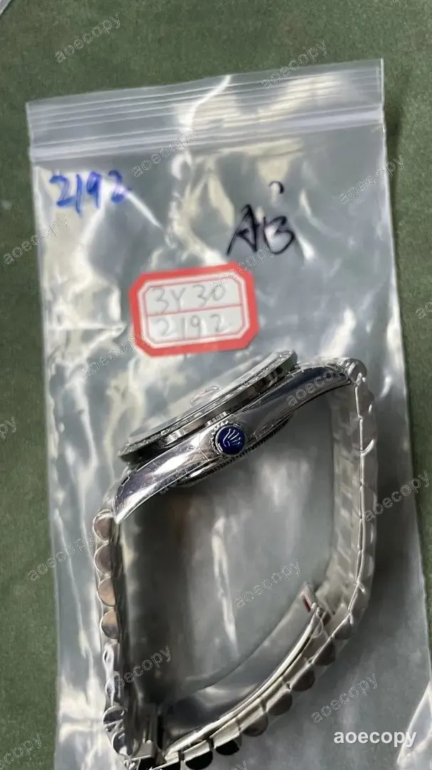 激安 ロレックス デイデイト ウォッチ スーパーコピー 3Y302192 No.0100