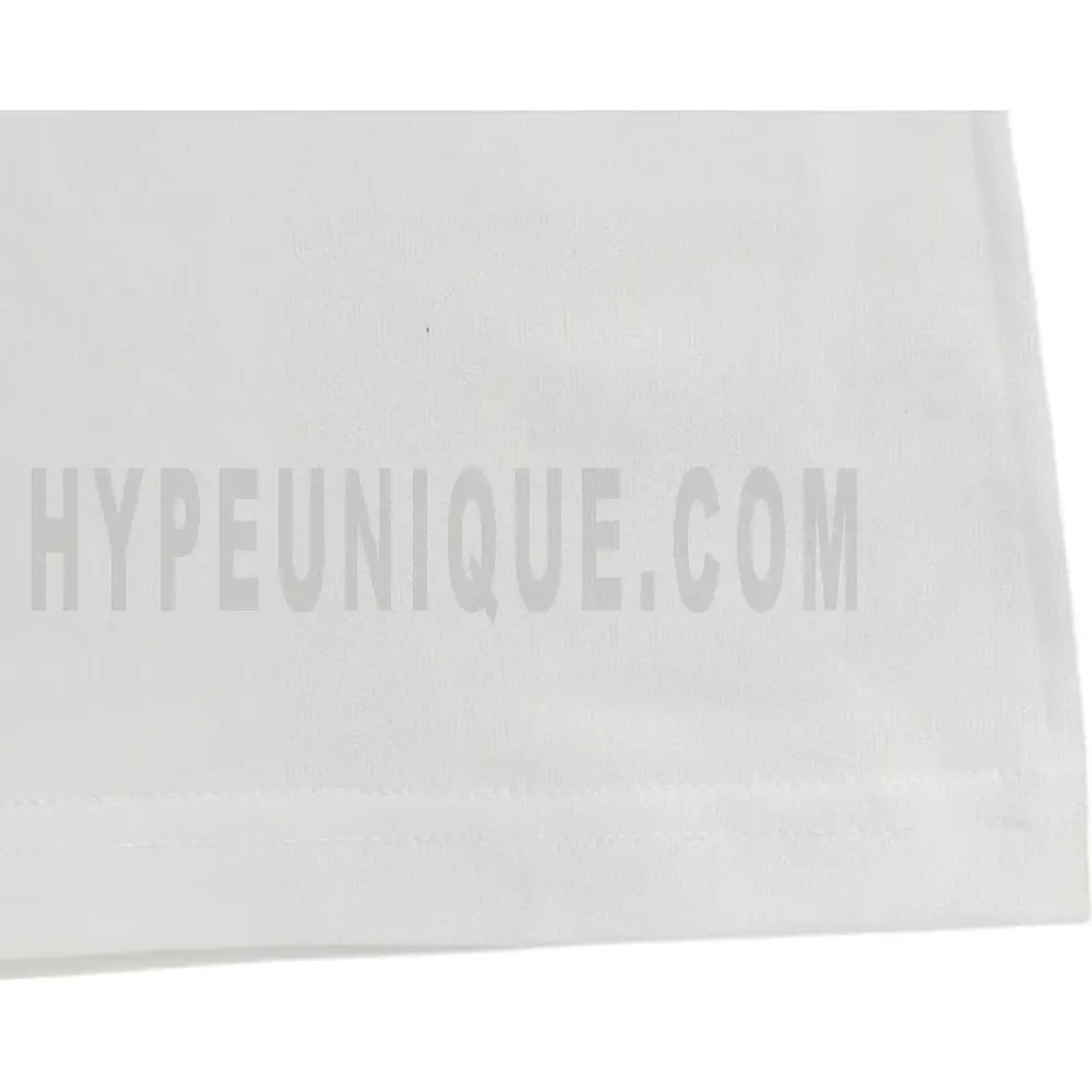 Precision-cut with wrinkle-resistant soft fabric.