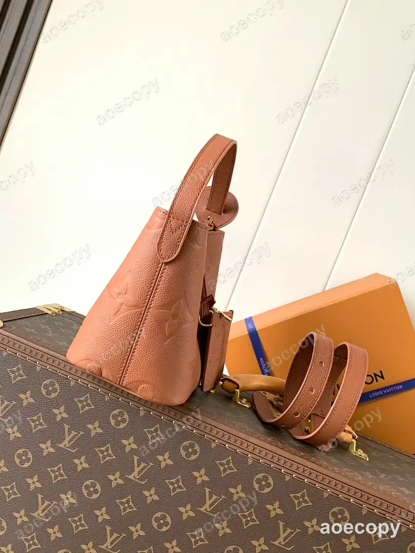 大人気★ ルイ・ヴィトン バッグ N級品 213653 No.0022