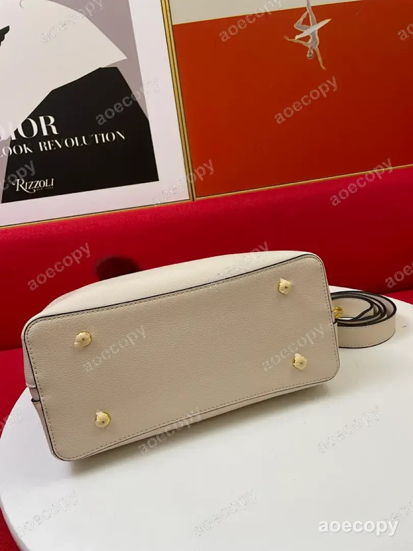 大人気★ プラダ バッグ N級品 DD2802850 No.0158