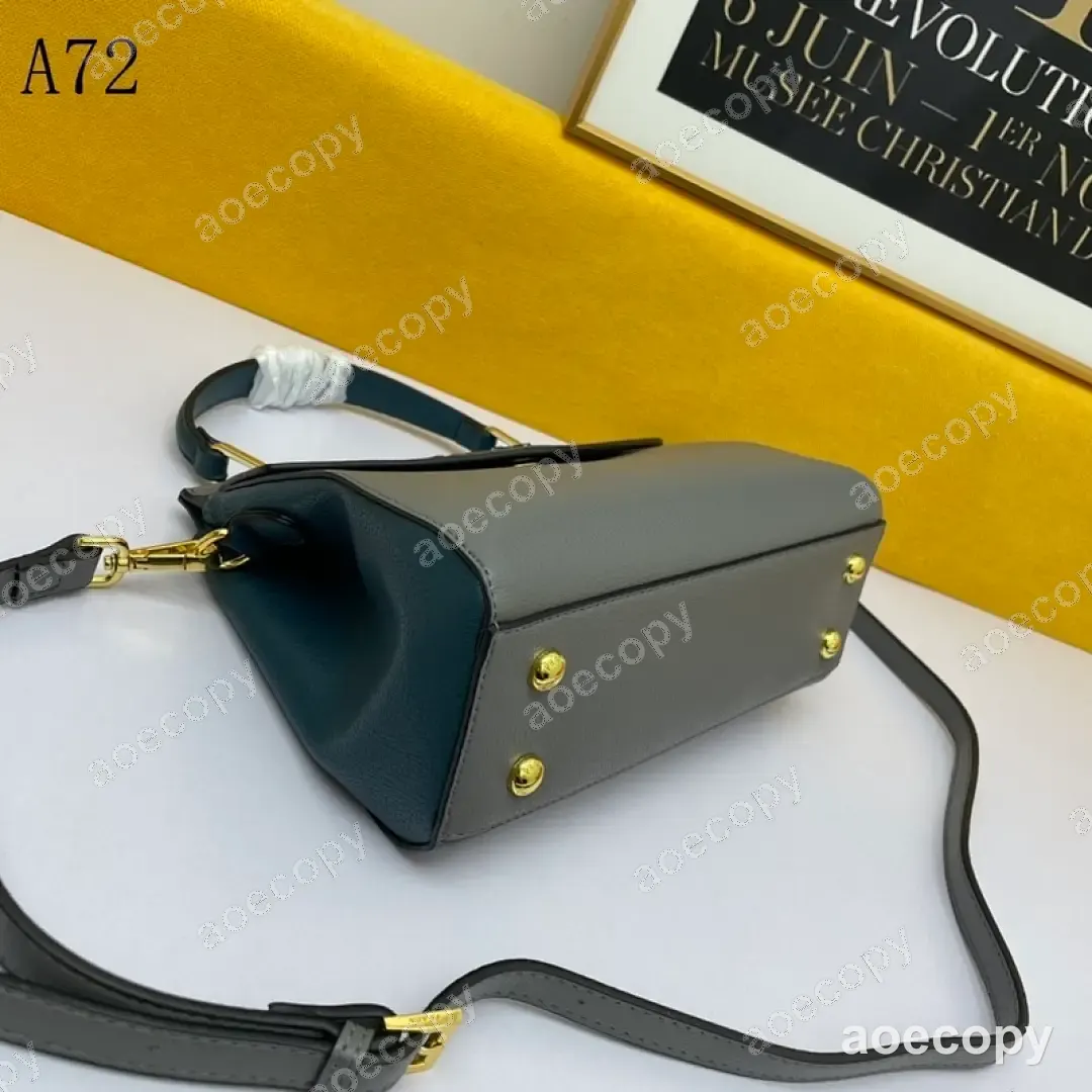大人気★ プラダ バッグ 偽物 DDQ8803150 No.0413