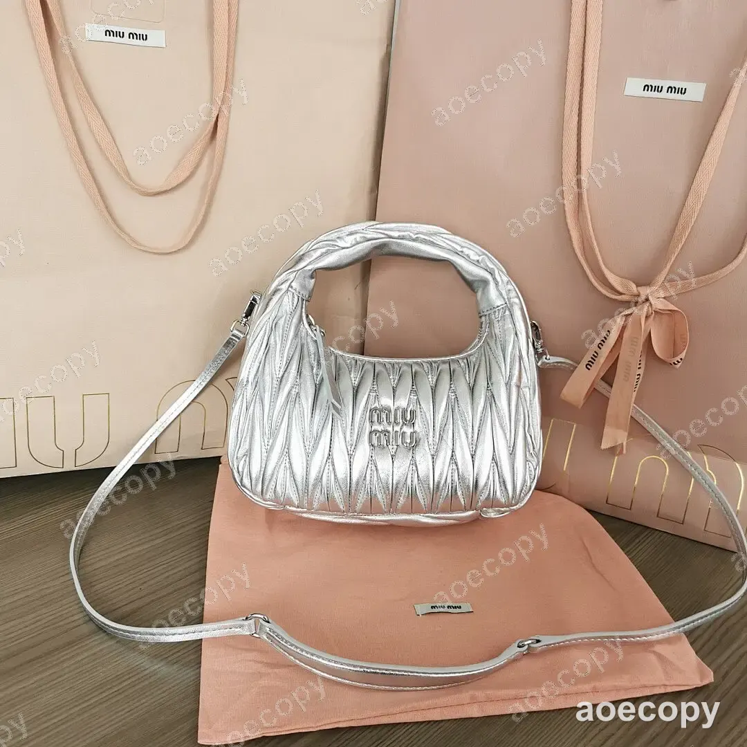 大人気★ ミュウミュウ バッグ N級品 No.0173