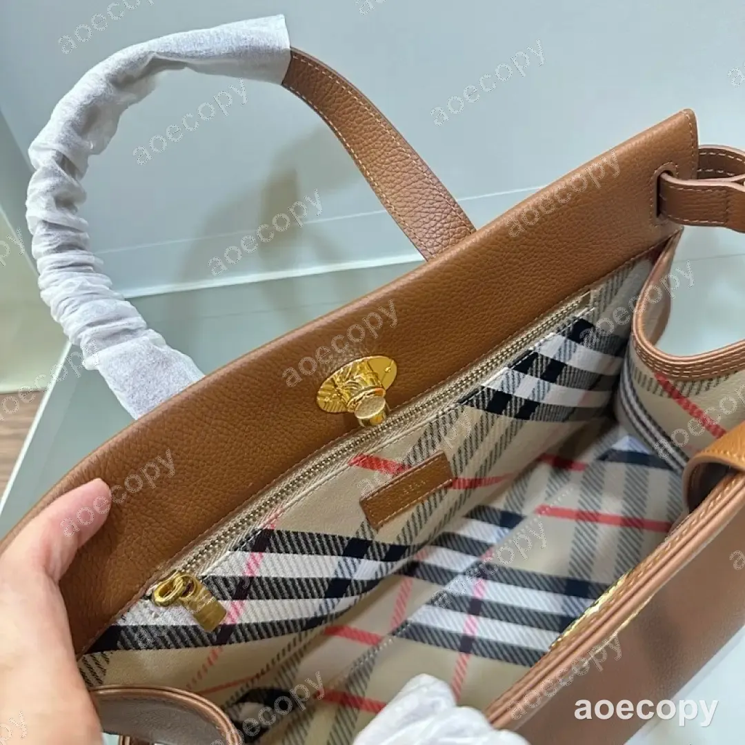 大人気★ バーバリー バッグ 偽物 00159455 No.0399