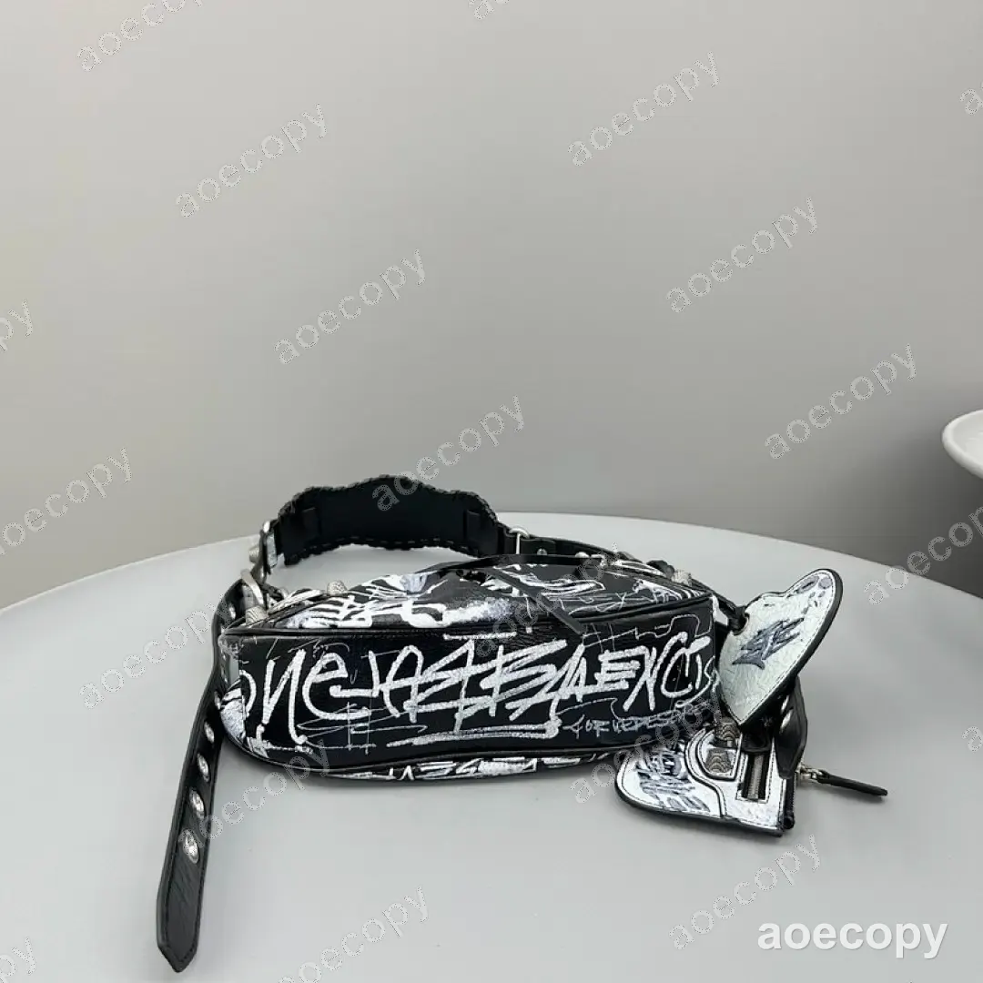 人気新作 バレンシアガ ル カゴール バッグ N級品 No.0162