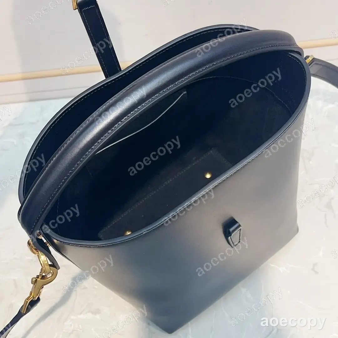 大人気★ サンローラン バッグ N級品 185870 No.0467