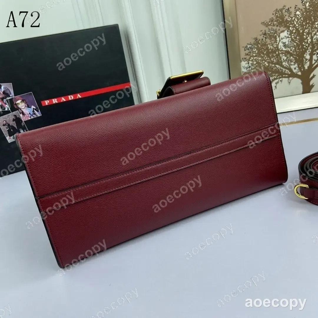 可愛い プラダ バッグ スーパーコピー DDQ8803150 No.0164