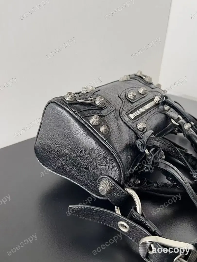 激安 バレンシアガ クロスボディバッグ N級品 No.0197