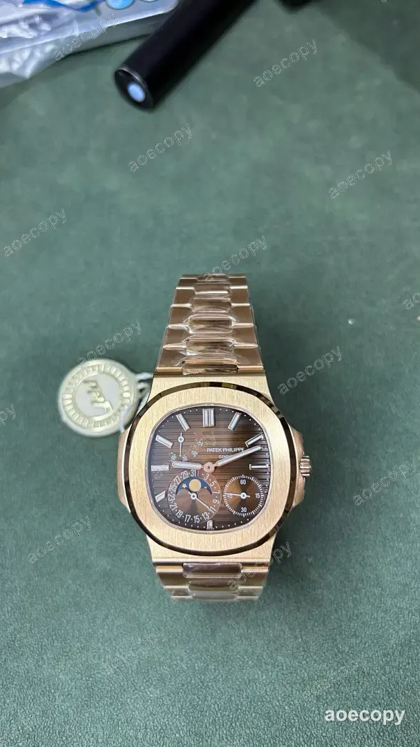 新作 パテック・フィリップ ノーチラス ローズゴールド ウォッチ N級品 5712R No.0002