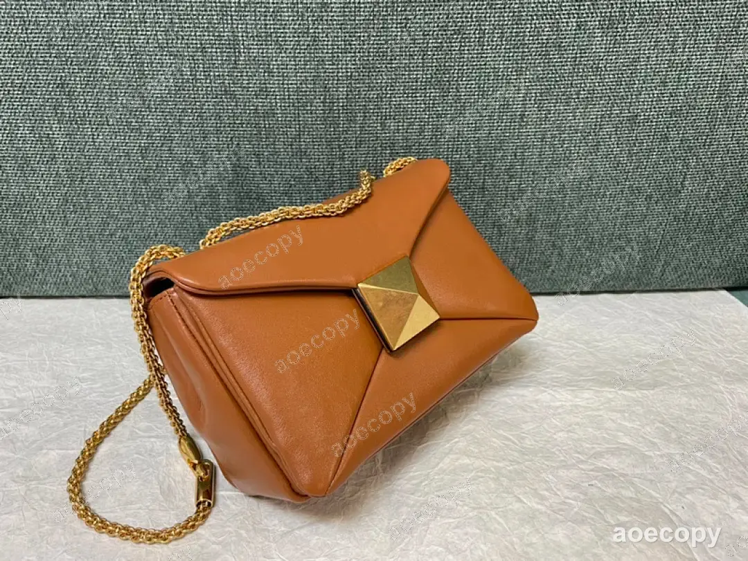 新作 ヴァレンティノ バッグ N級品 01349843 No.0247