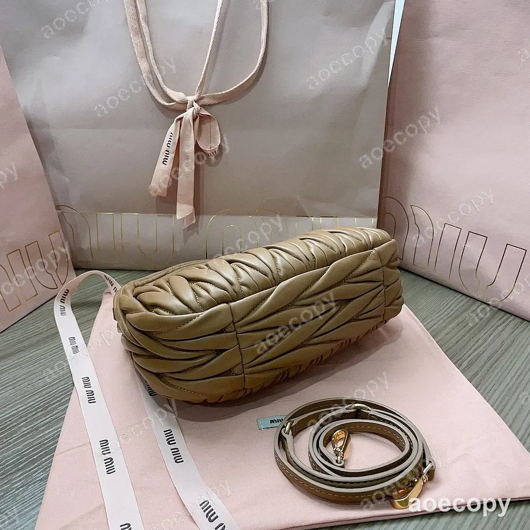 新作 ミュウミュウ バッグ N級品 No.0172