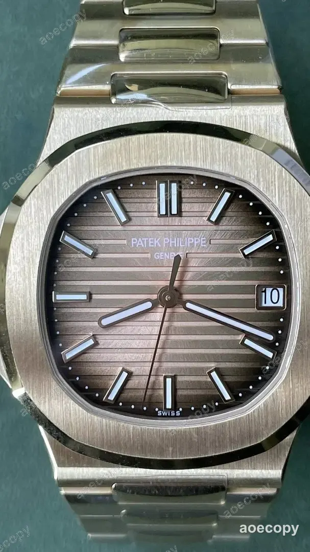 人気モデル パテック・フィリップ ノーチラス ローズゴールド ウォッチ N級品 5711R No.0005