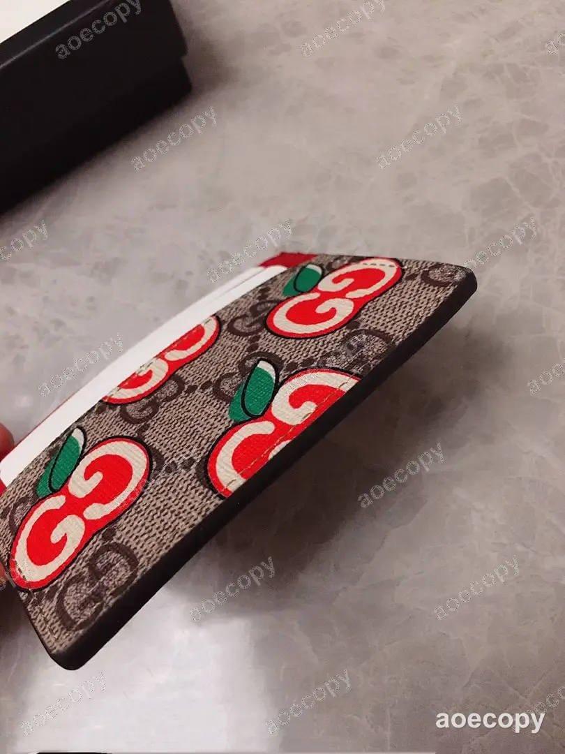 可愛い新作 グッチ カードケース スーパーコピー 623898PG No.0274