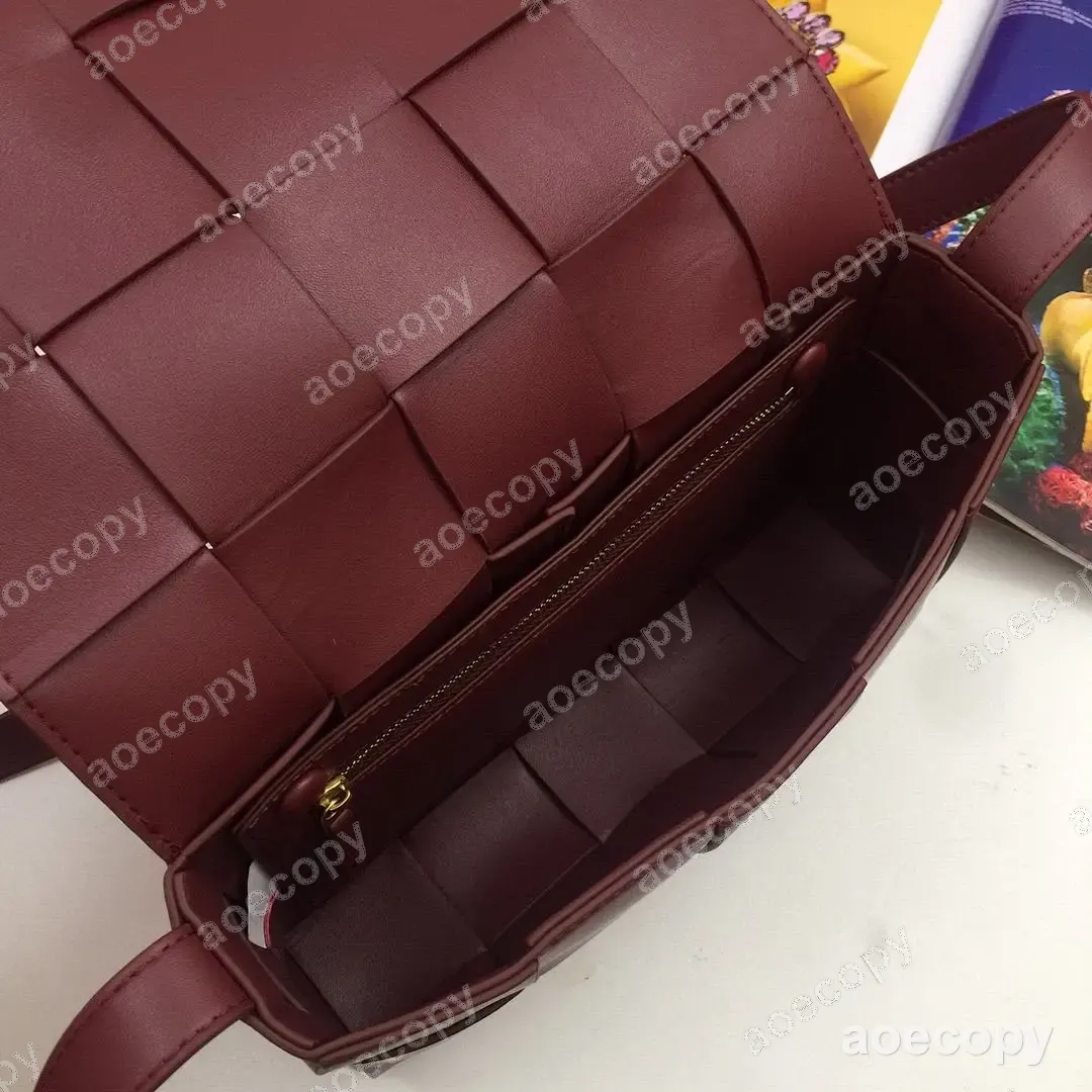 大人気★ バーバリー カセット バッグ コピー CPG601280 No.0030