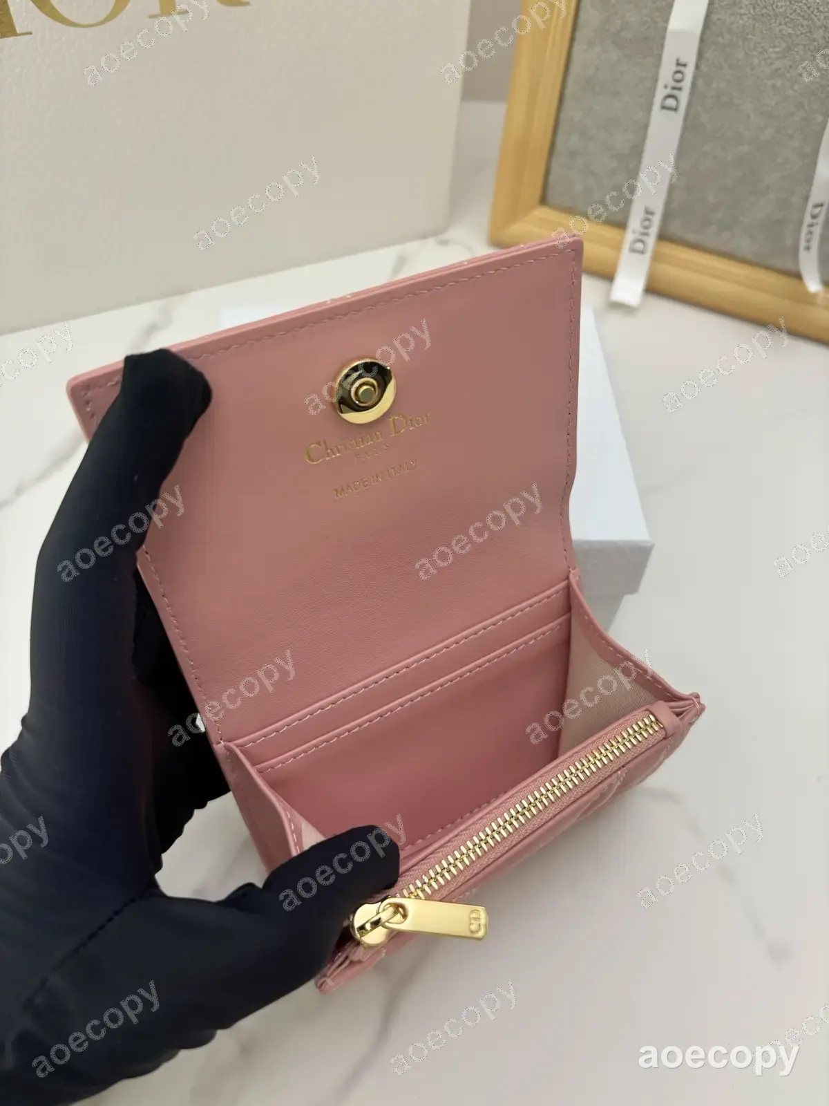 可愛い新作 ディオール レザー ホワイト ウォレット N級品 No.0101
