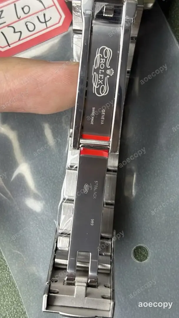 新作 ロレックス オイスターパーペチュアル レッド ウォッチ コピー Z10Y1304 No.0069