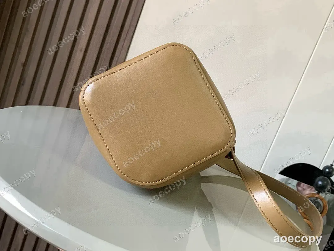 人気新作 ロエベ バッグ N級品 No.0345