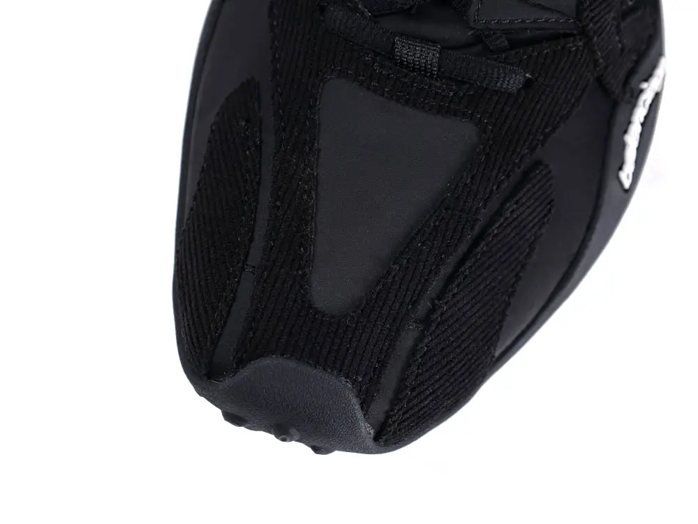 Top view of the black shoe toe