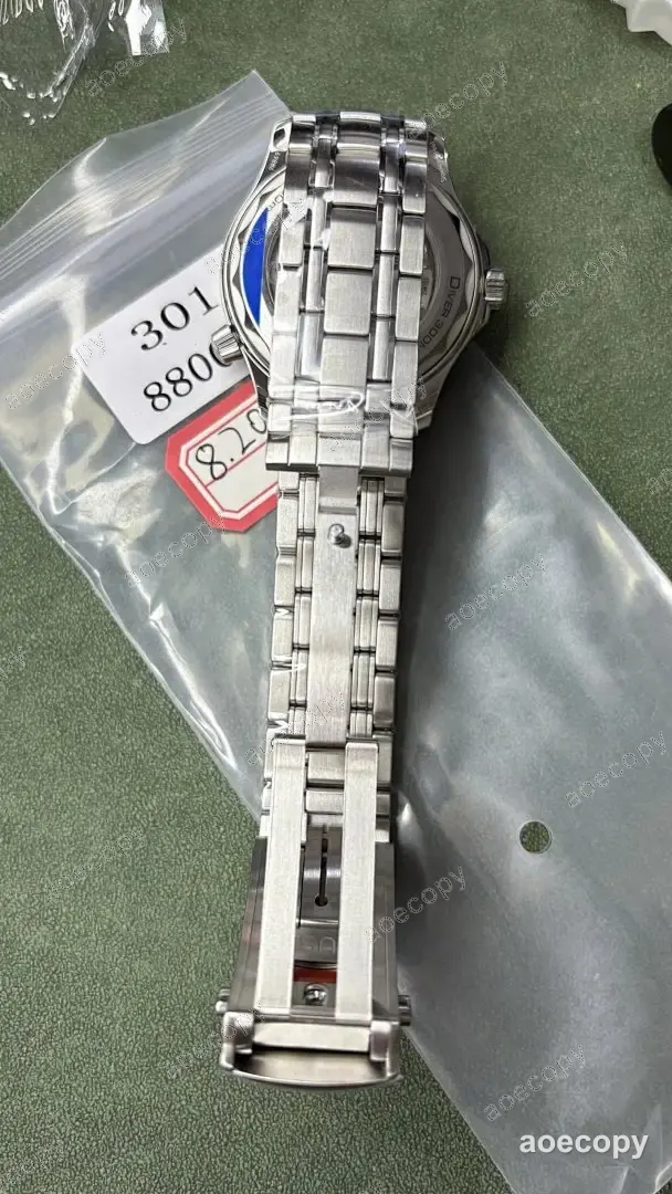 大人気★ オメガ シーマスター ホワイト ウォッチ N級品 DD8800 No.0111