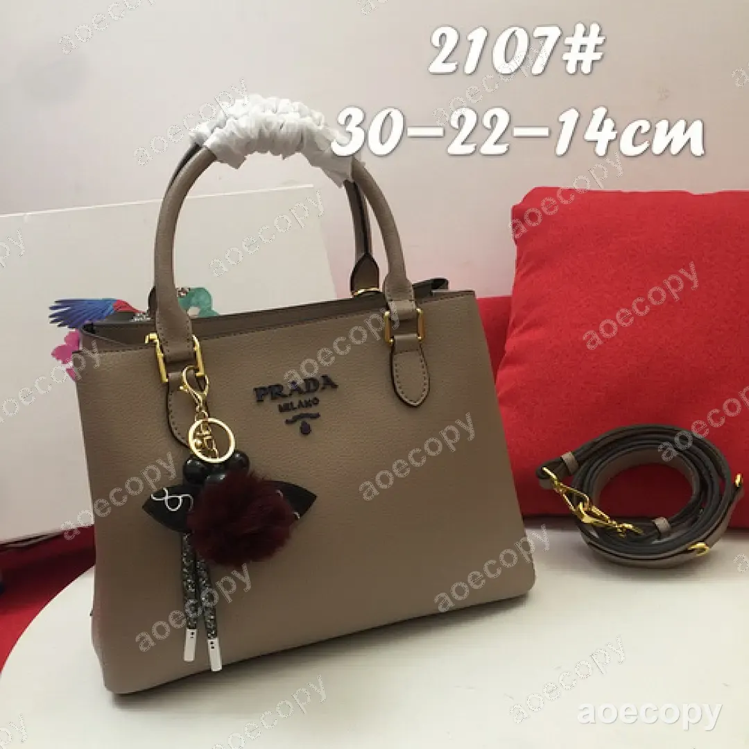 人気新作 プラダ バッグ 偽物 DD2802850 No.0178