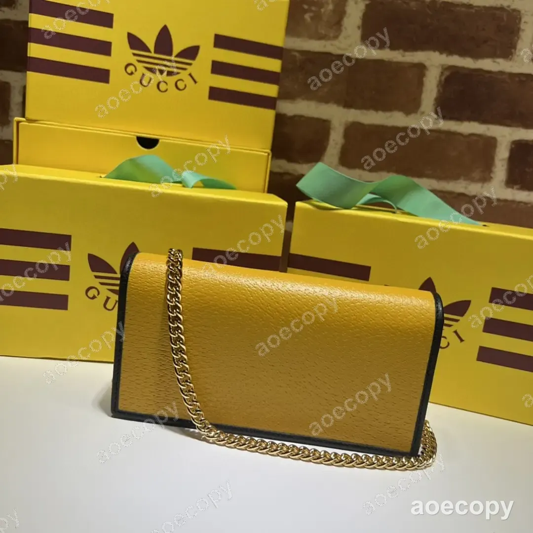 大人気★ グッチ チェーン チェーンウォレット N級品 621892AD No.0242
