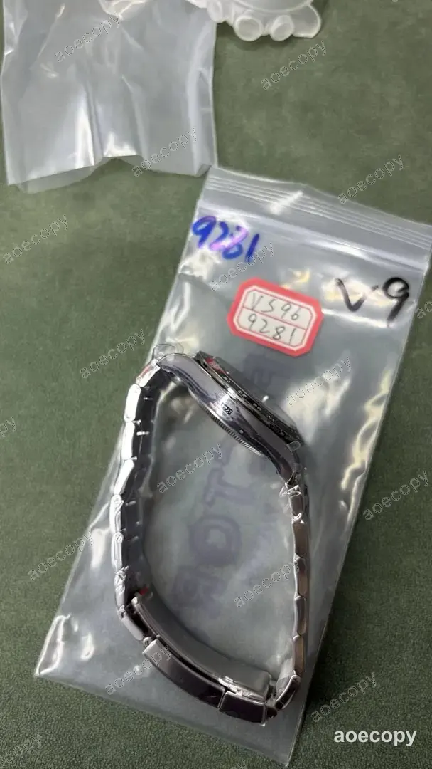 注目の新作 ロレックス デイトナ ウォッチ N級品 VS969281 No.0142