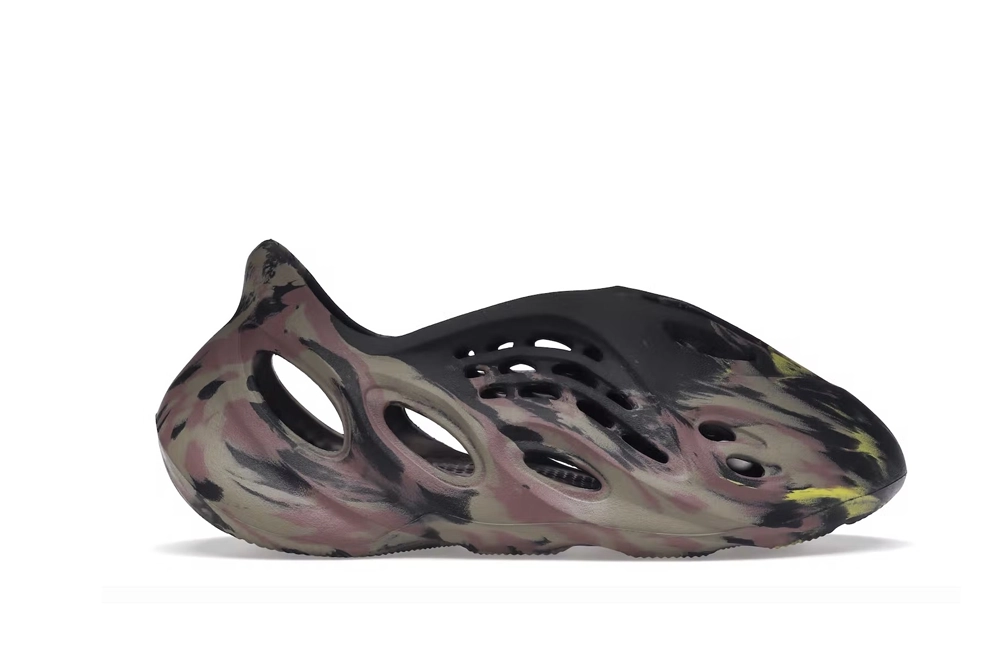 Foam Runners Replica “MX Carbon”