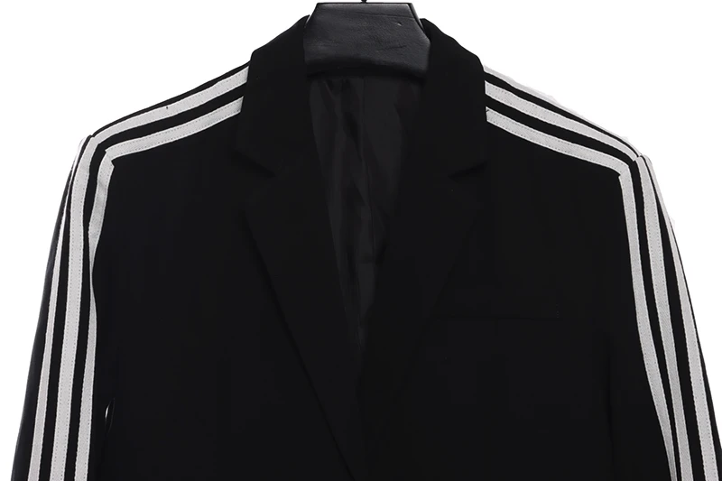 Co-branded Solid Color Lapel Single-Row Blazer Replica