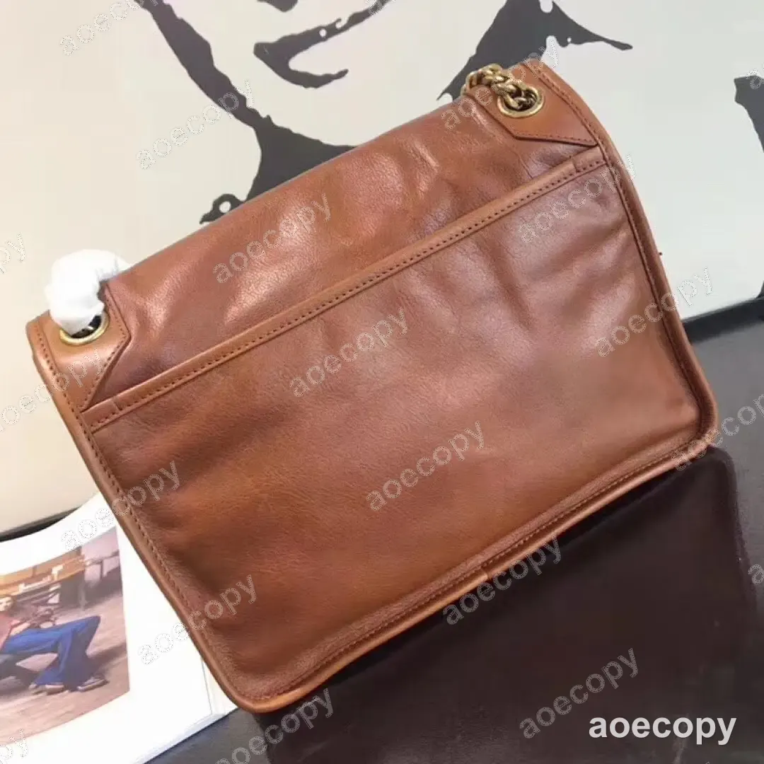 可愛い新作 サンローラン チェーン バッグ スーパーコピー 498913 No.0666