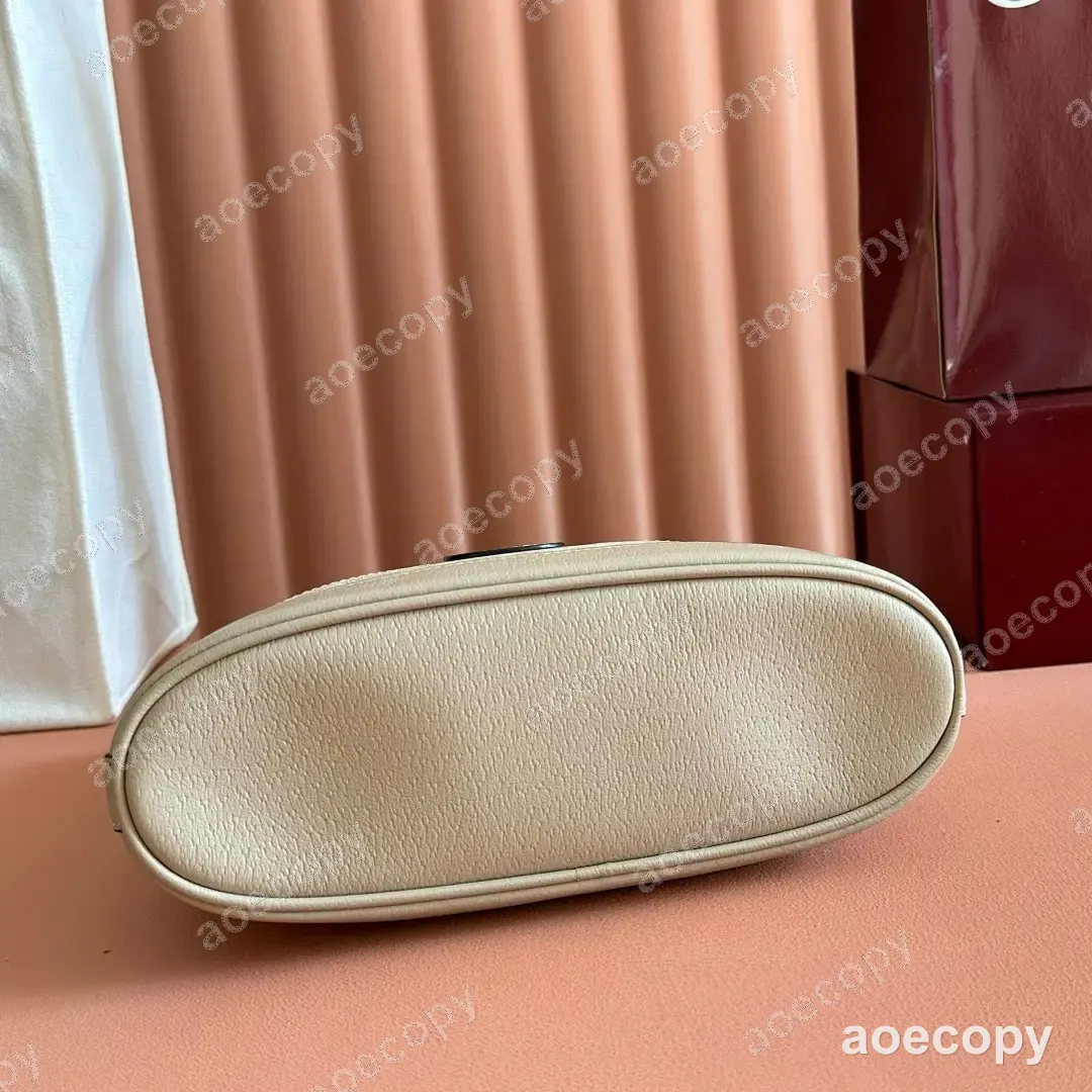 可愛い グッチ オフィディア ショルダーバッグ N級品 696011 No.0109