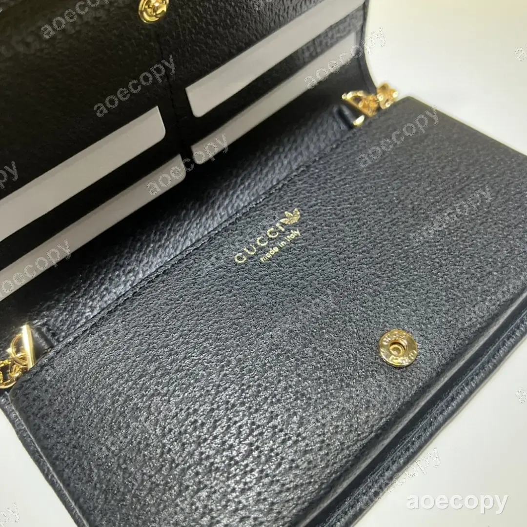大人気★ グッチ チェーン チェーンウォレット N級品 621892AD No.0242