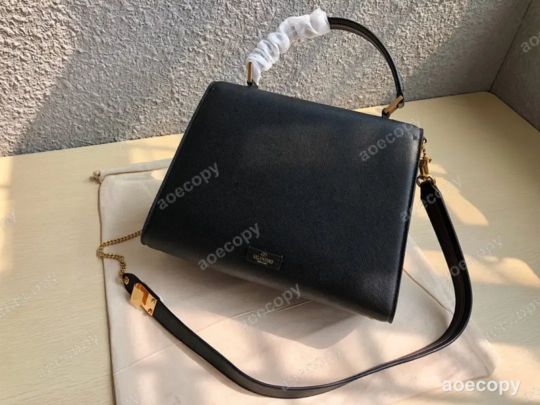 大人気★ ヴァレンティノ バッグ 偽物 0153FC6F No.0390
