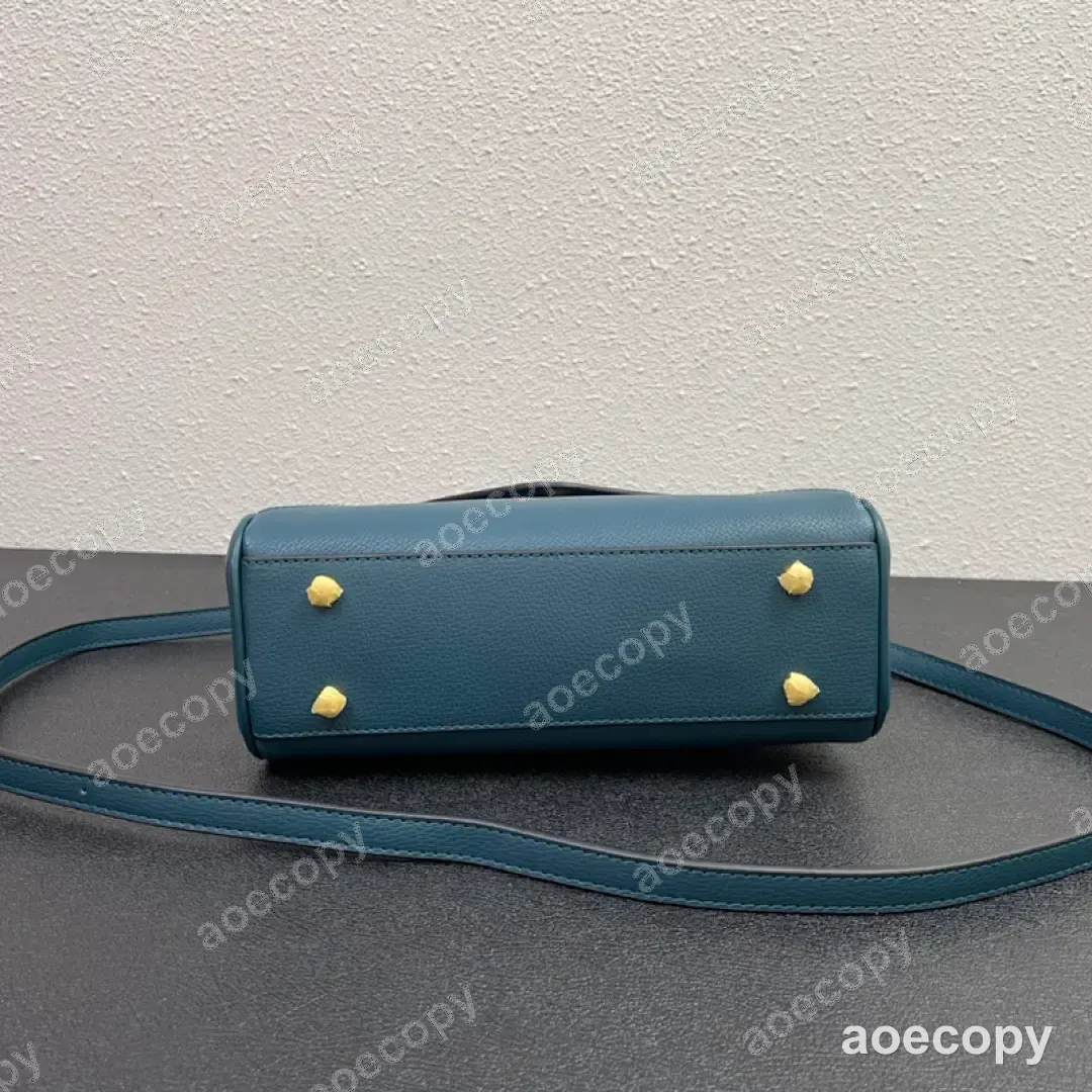 大人気★ プラダ バッグ 偽物 DD2903150 No.0149