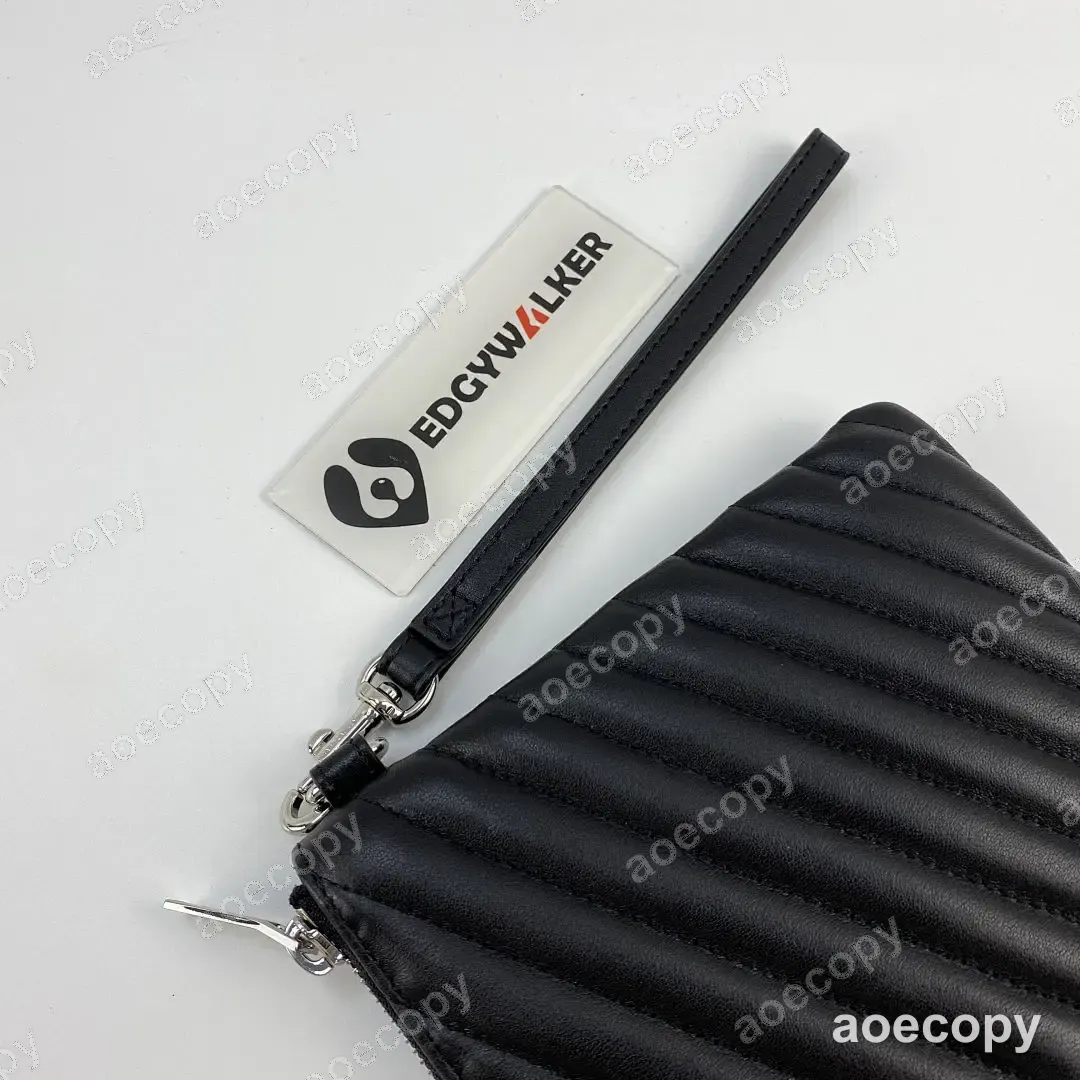 可愛い サンローラン クラッチポーチ N級品 YSQ05 No.0027