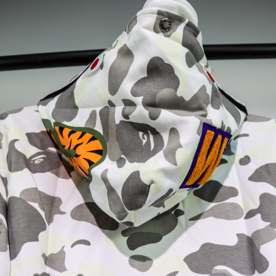 A BATHING APE BAPE SHARK 1ST CAMO DOUBLE HOODIE