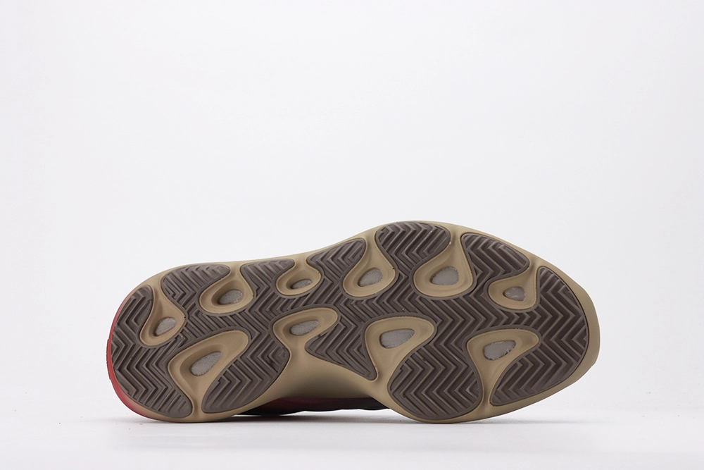 Yeezy 700 V3 “Fade Carbon“