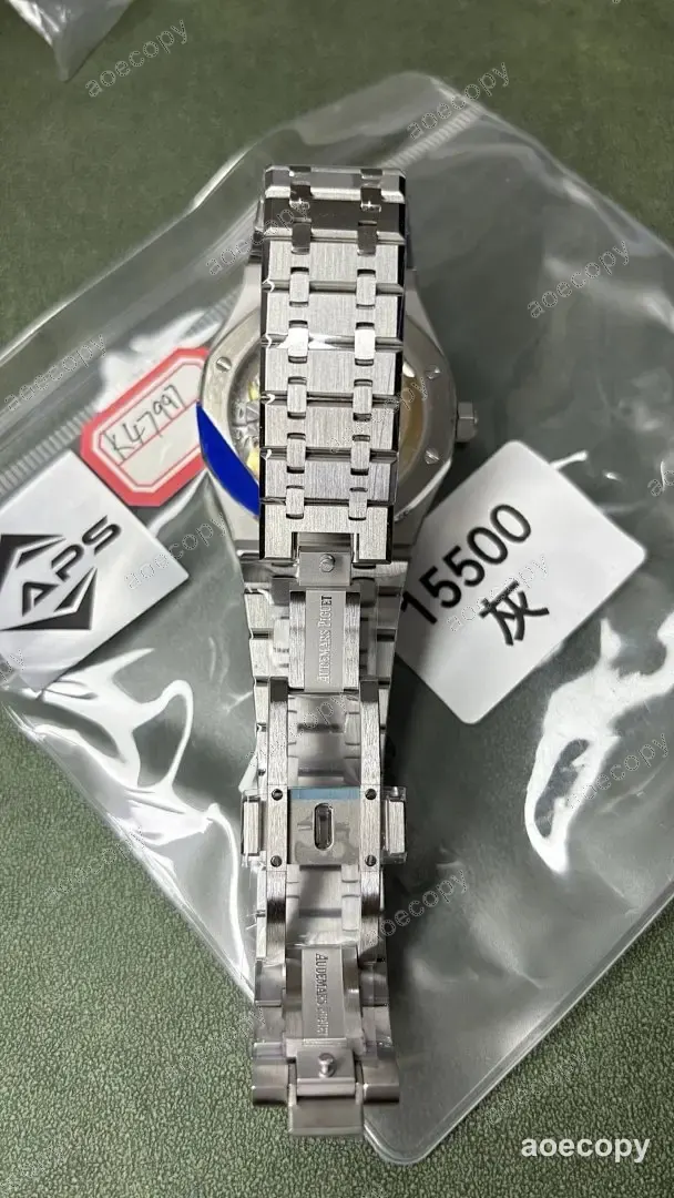 人気モデル オーデマ・ピゲ ロイヤルオーク グレー ウォッチ 偽物 K47997 No.0037