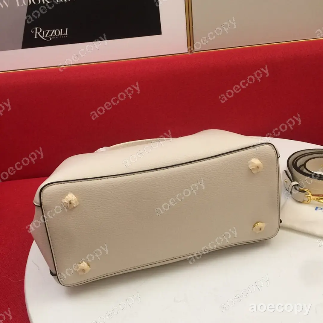 新作 プラダ バッグ N級品 DD2802850 No.0061