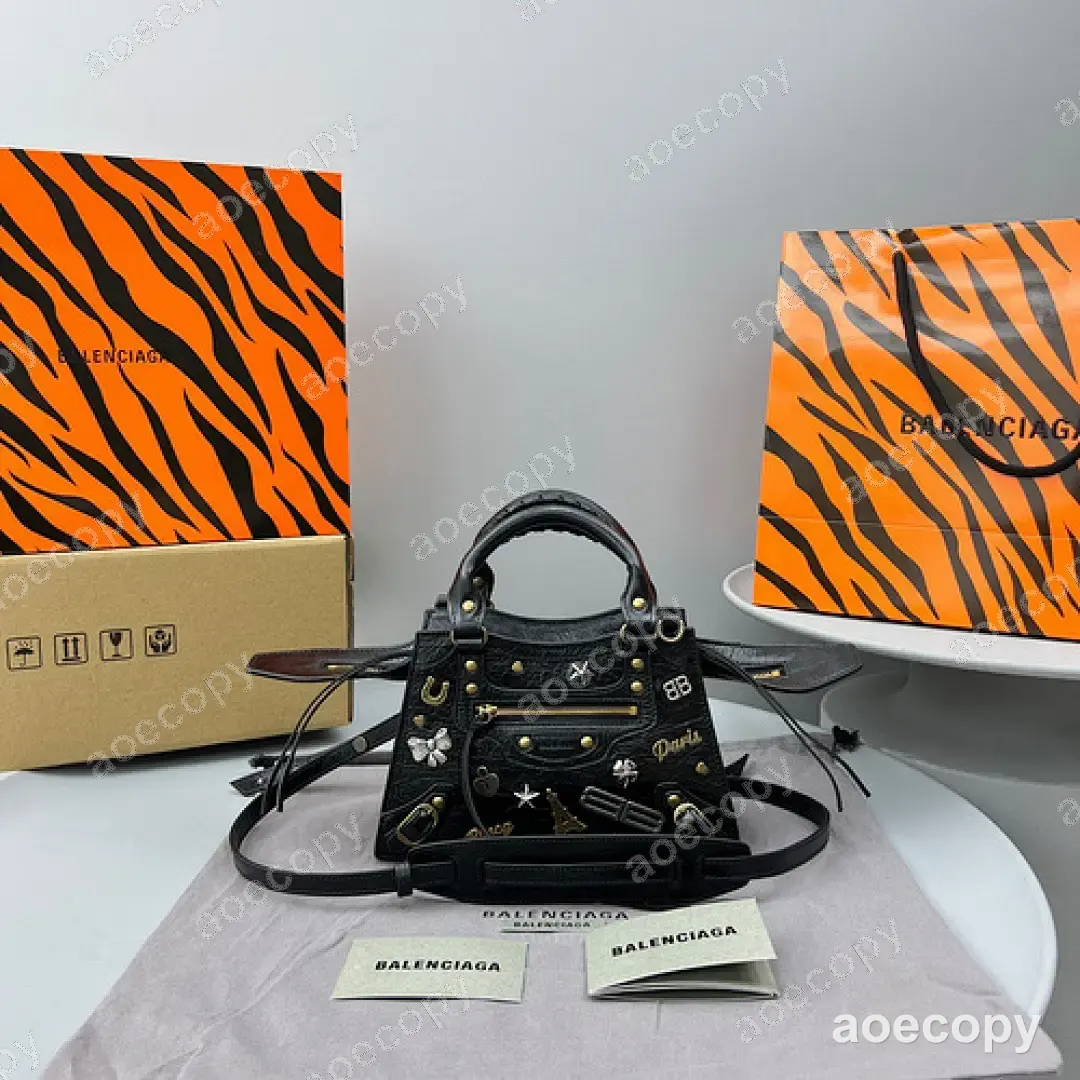 大人気★ バレンシアガ ネオ カゴール バッグ N級品 No.0070