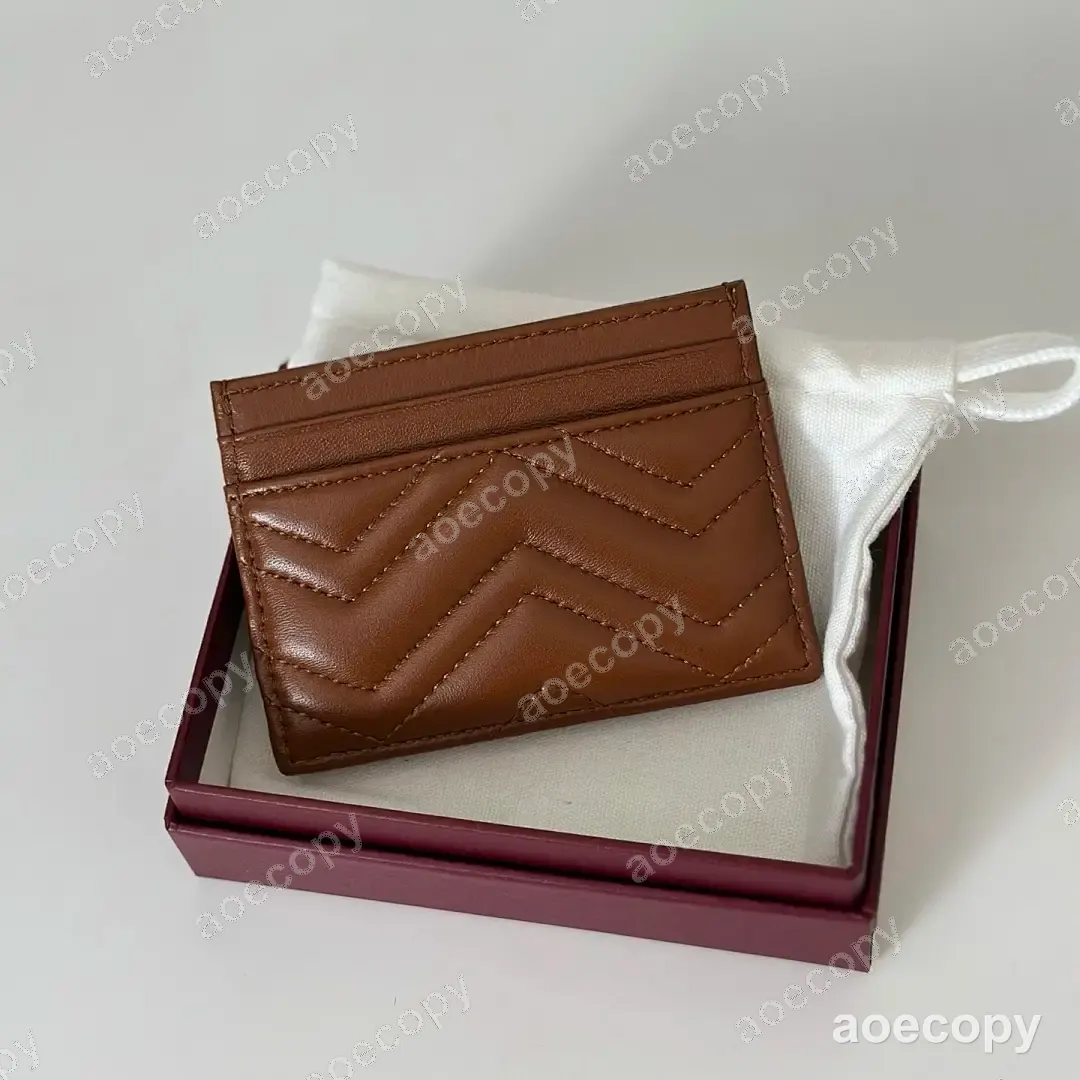 可愛い グッチ ウォレット コピー 177951 No.0227