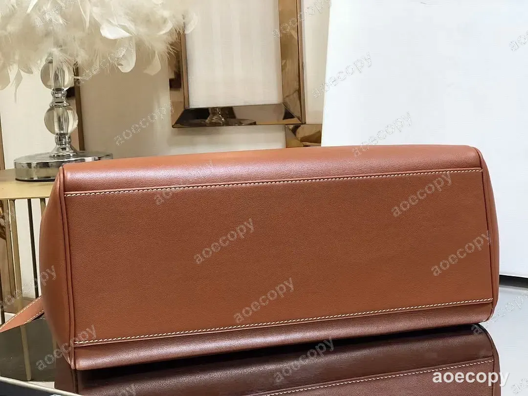 可愛い新作 セリーヌ バッグ N級品 No.0157