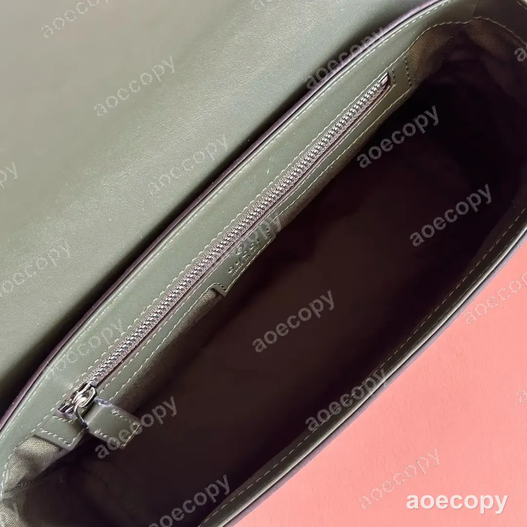 激安 グッチ ショルダーバッグ スーパーコピー 792124 No.0201