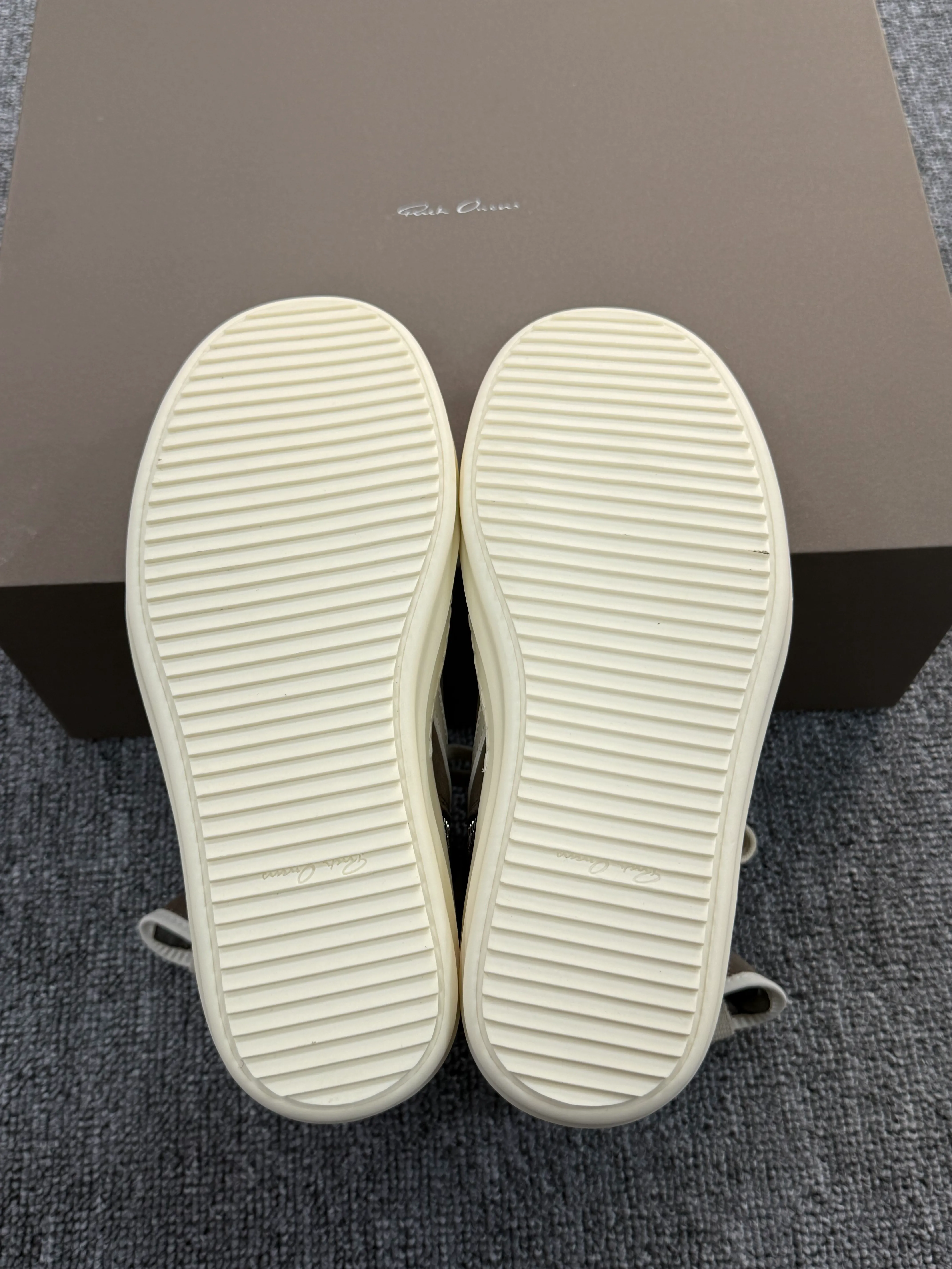 Bottom Outsole